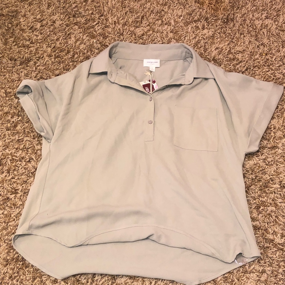 olive green flowy button down shirt somewhat cropped NEVER WORN